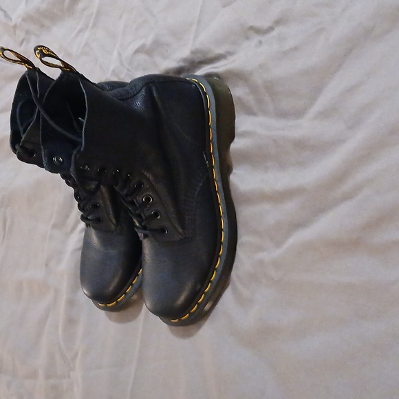 DR MARTENS  1460 Pascal  Virginia Black Leather Lace-Up Boots Size 7 - Picture 3 of 16